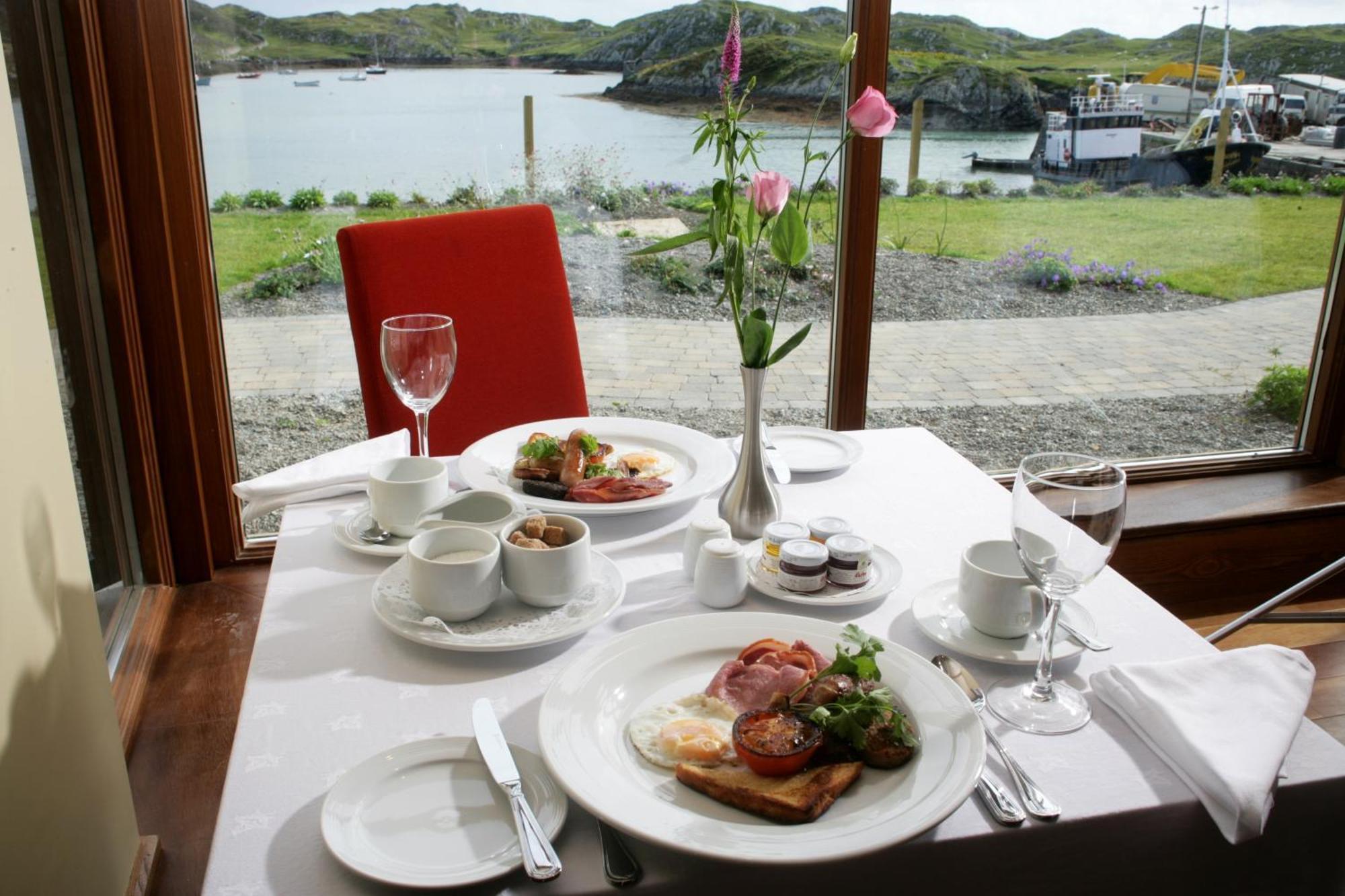 Inishbofin House Hotel Экстерьер фото