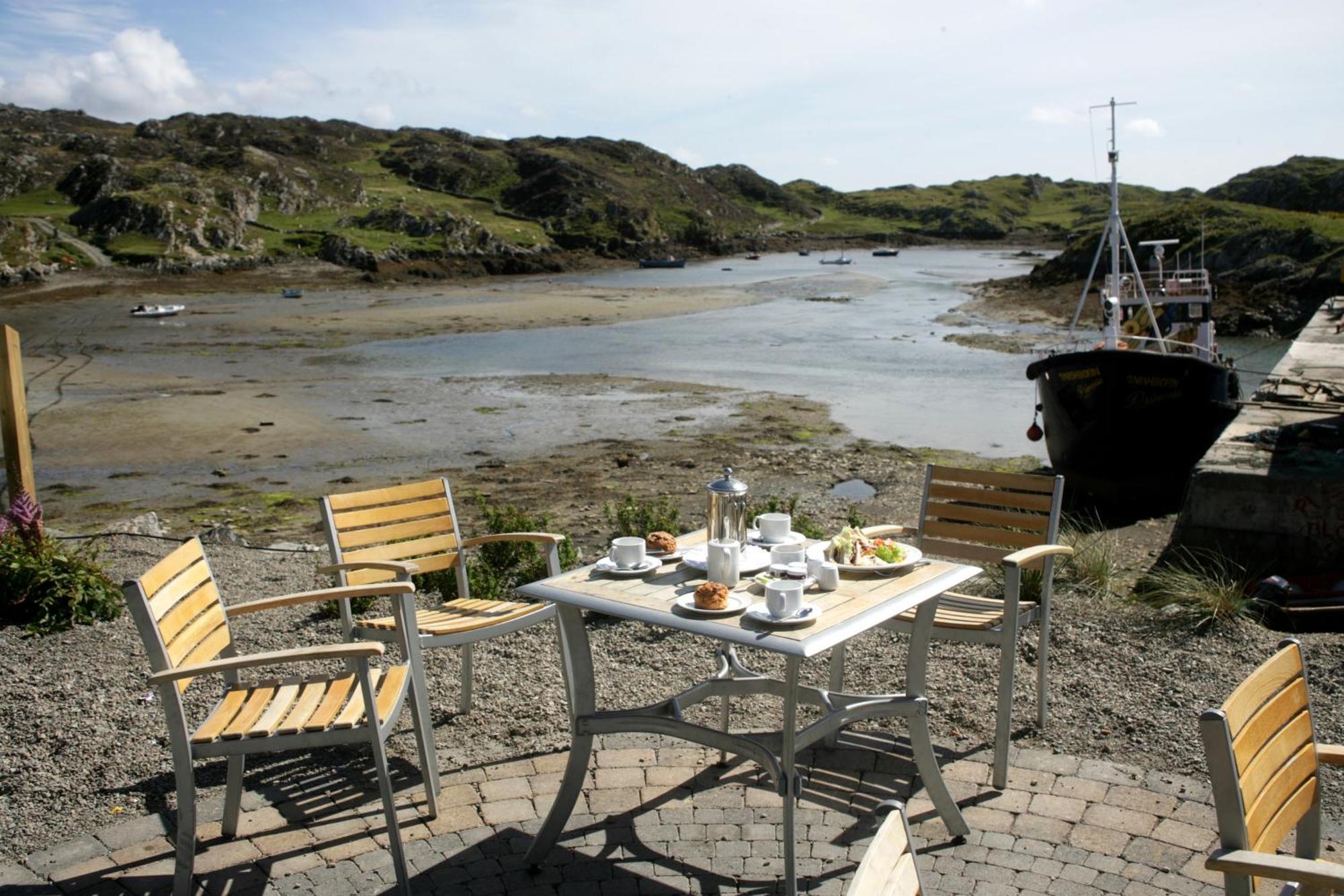 Inishbofin House Hotel Экстерьер фото