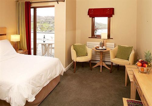 Inishbofin House Hotel Экстерьер фото